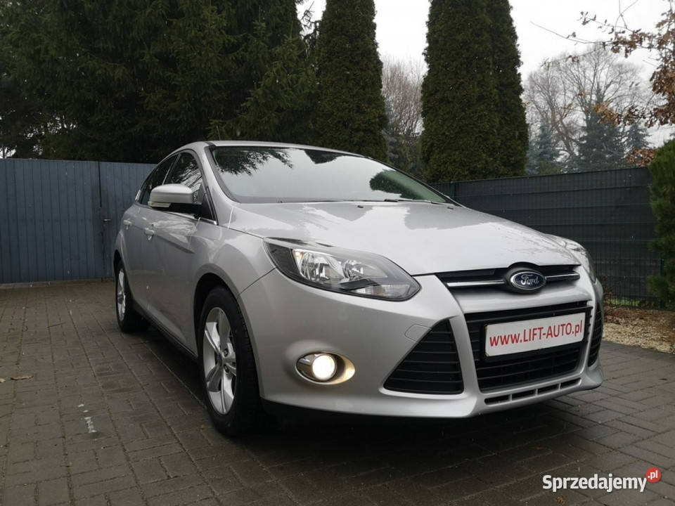 Ford Focus 10 12v 125 Klimatr Navi ALU Isofix elektryczne lusterka dolnośląskie Strzegom