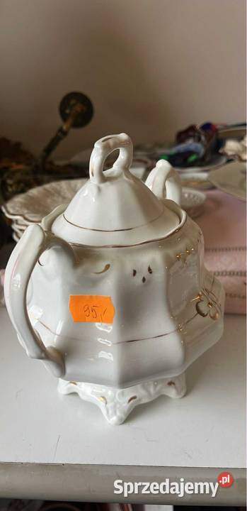 Wielka Cukiernica biała ze złotem Bez sygnatury Gdańsk