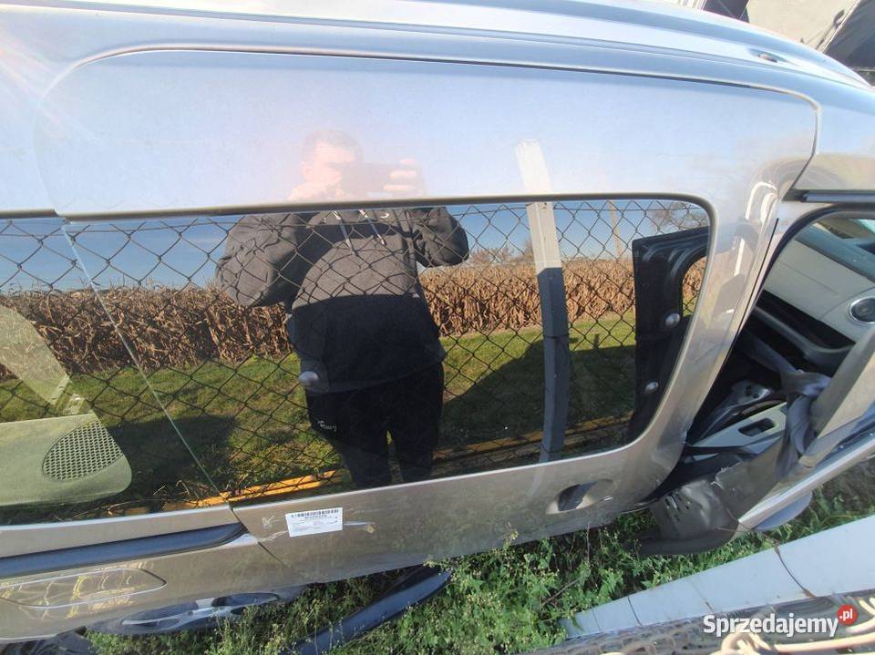 DRZWI PRZESUWNE PRAWE DACIA DOKKER TEHNK Lipno