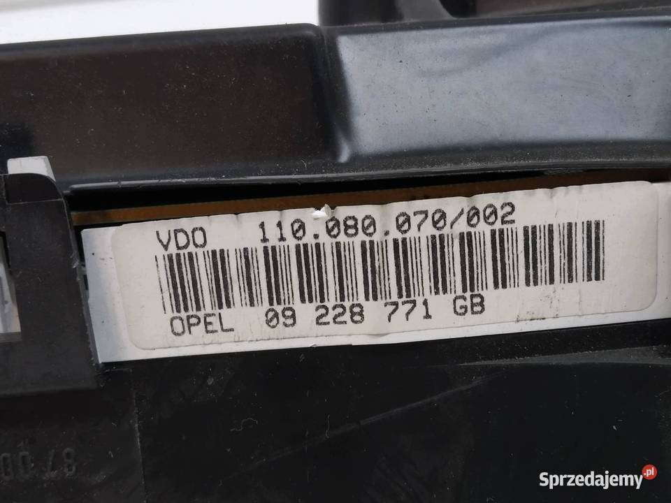 LICZNIK 09228771GB 20 DTI Opel Zafira I 19992006 Części samochodowe