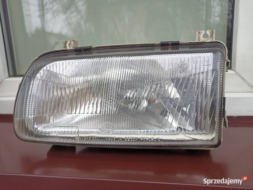 Skoda Felicia lampa przednia lewa reflektor Sieradz