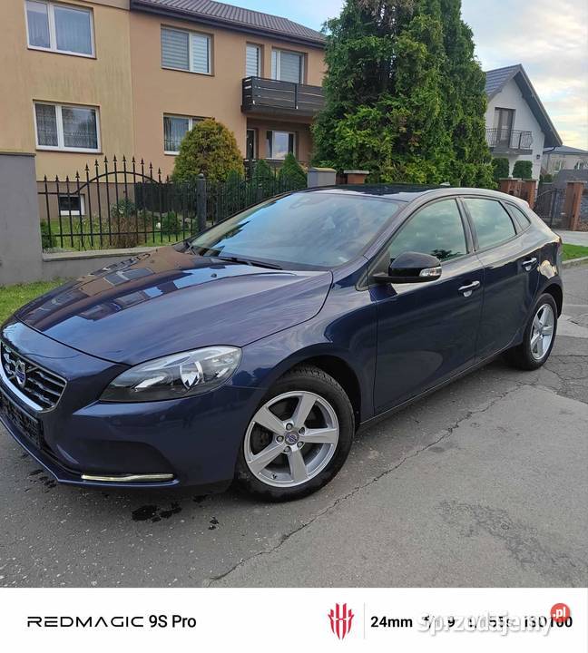 Volvo V40 16 Benzyna 2014 r 115 200