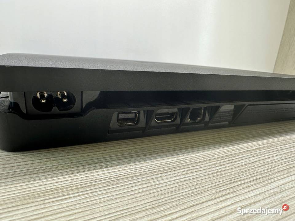 PlayStation 4 slim 1tb 2 pady Bobowa