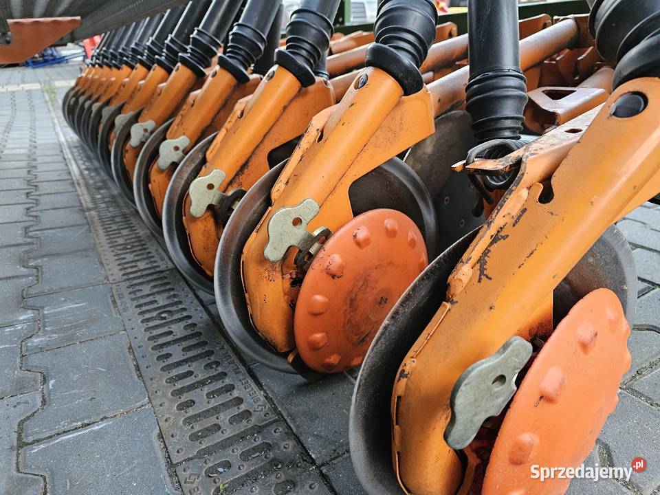 Siewnik zbożowy Amazone D9 30 Talerzowy Maków