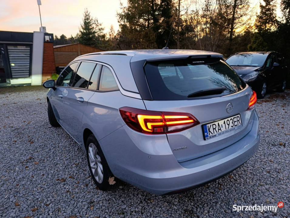 Opel Astra Astra Sports Tourer Bezwypadkowa mały manualna małopolskie Dulowa