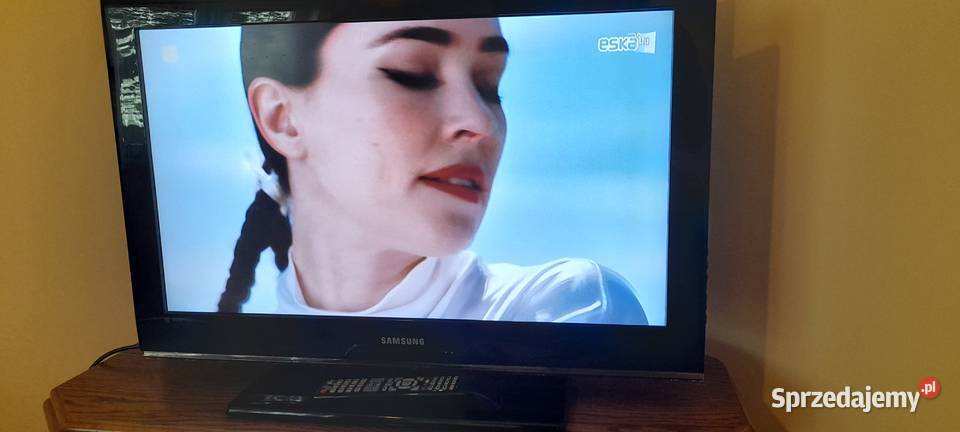 Telewizor 32 cale Samsung sprzedam