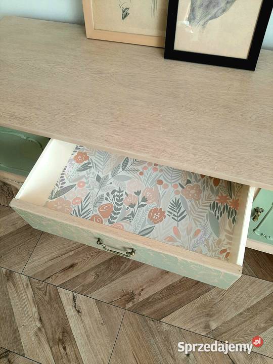 Urocza komoda ludwiczek Łódź