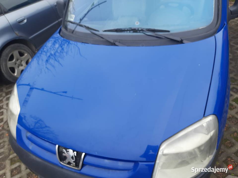 Maska przednia Citroen Berlingo Peugeot Partner Rok produkcji 2007