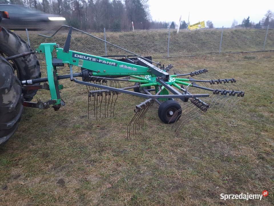 Zgrabiarka karuzelowa Deutz Fahr KS 337 DN pomorskie Stężyca