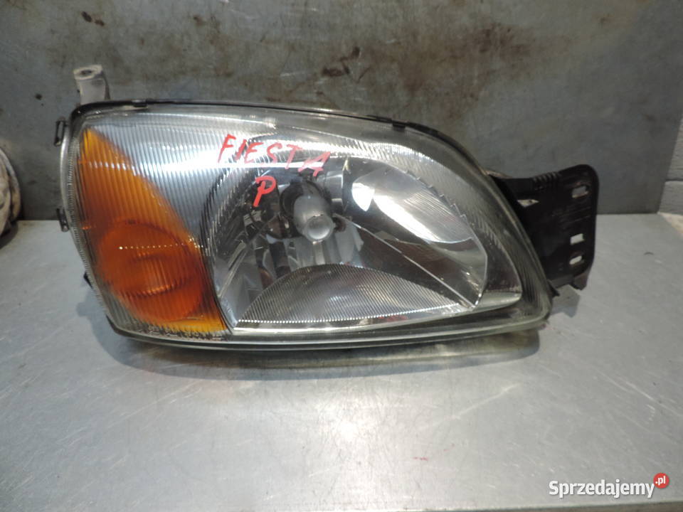 LAMPA PRZEDNIA FIESTA MK4 LIFT Rok produkcji 2000 małopolskie Nowy Sącz