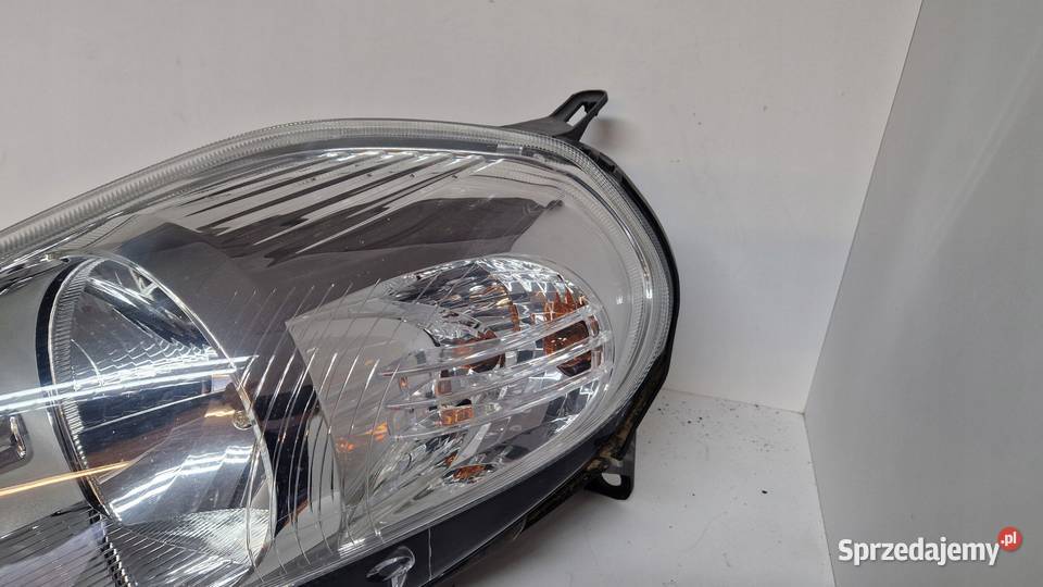 FIAT GRANDE PUNTO LAMPA PRZÓD PRZEDNIA LEWA Słowikowo