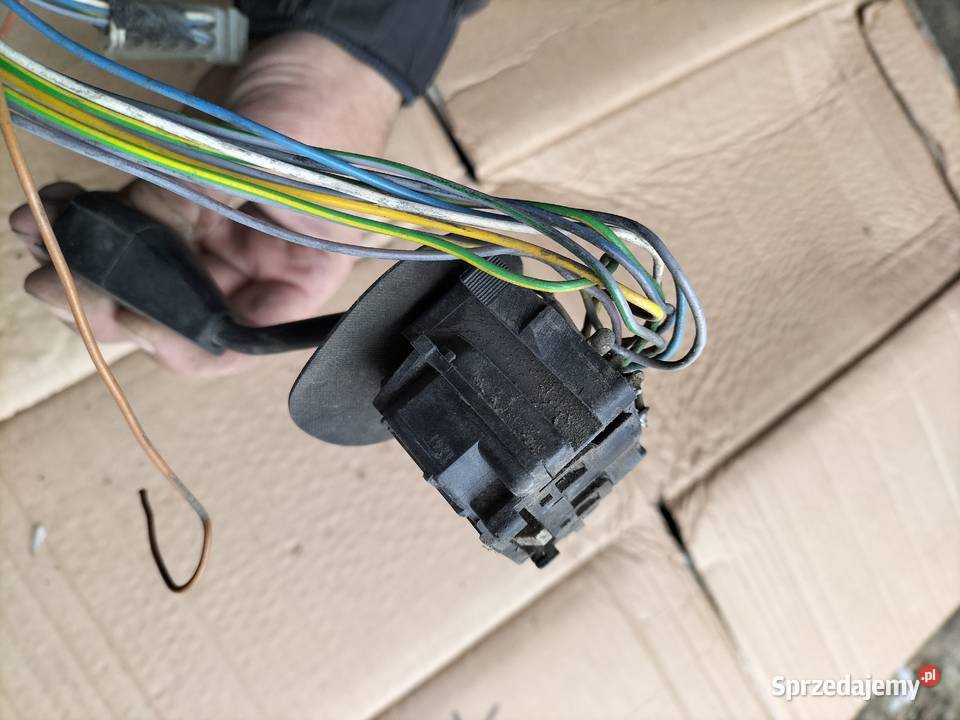 MANETKA PRZEŁĄCZNIK KIERUNKÓW BMW E36 011003 Kamień-Kolonia