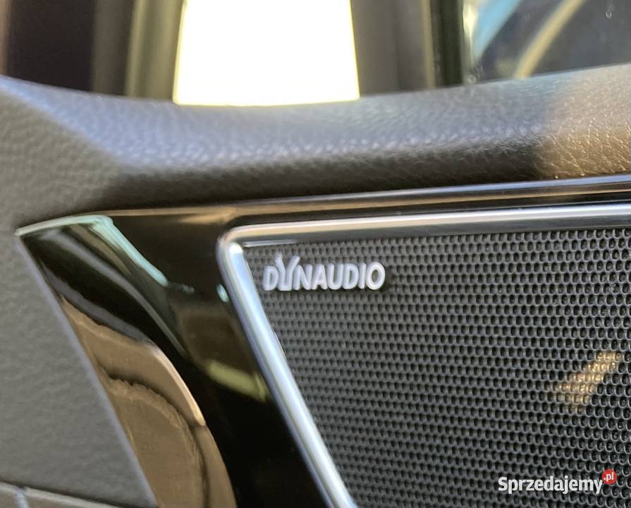 Volkswagen Passat B8 20182019 najbogatsza wersja światła przeciwmgielne Brodnica sprzedam