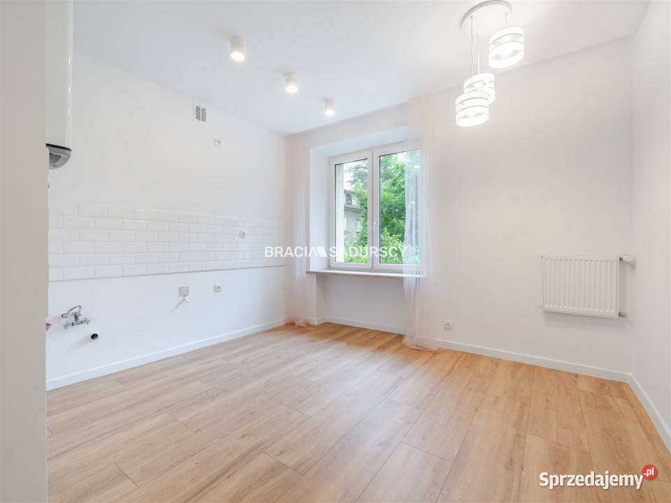 Sprzedaż mieszkania Kraków 36m2 2pokojowe 16111zł/m2