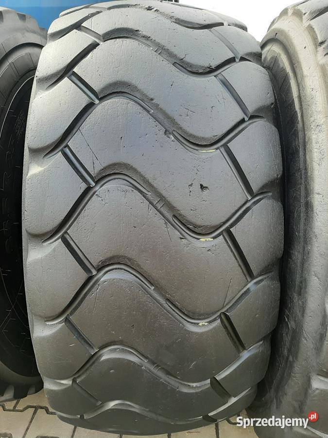 2x Opona używana przemysłowa 265R25 MICHELIN Michelin Do maszyn budowlanych Opony Zaścianki