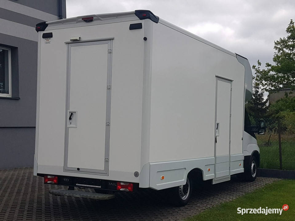 Iveco Daily KONTENER NISKOPODŁOGOWY 443x223x242 wielofunkcyjna kierownica Poręba