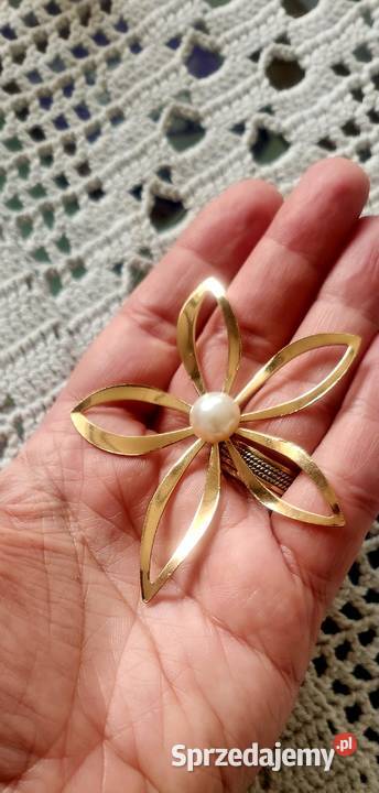 Nowe kolczyki duże kwiaty kolor złoty z perłą Kolczyki Gdańsk