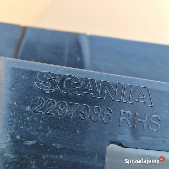SCANIA R S NGS LISTWA OSŁONA BŁOTNIKA PRAWA