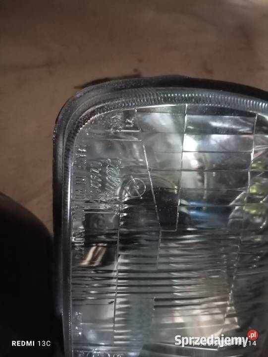 Lampy fiat 126p oryginalne zemlot Lampy przednie świętokrzyskie Busko-Zdrój sprzedam