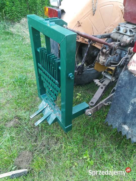 Mechaniczny podnośnik do załadunku drzewa Cmolas sprzedam
