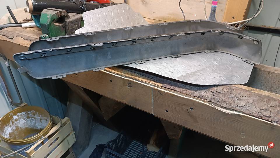 Listwy zderzaka tylnego Mercedes E klasa W210 osobowe