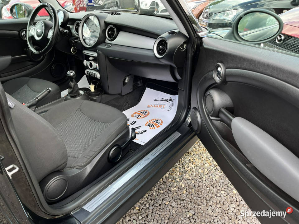 Mini ONE Benzyna Podgrzewana szybaFotele