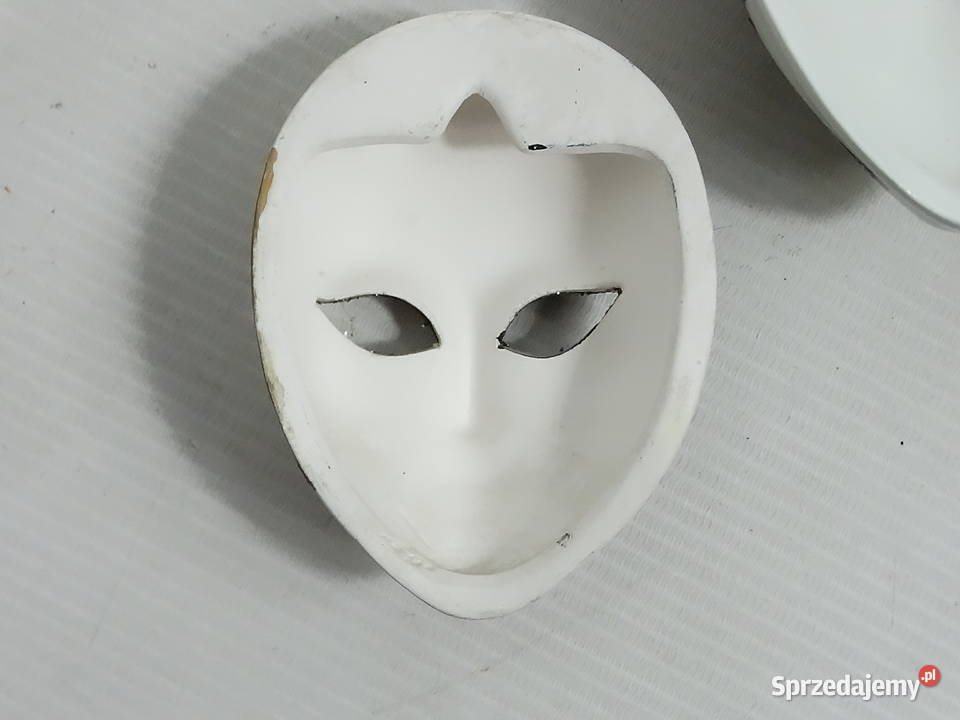 Zestaw ceramicznych masek weneckich ozdoba