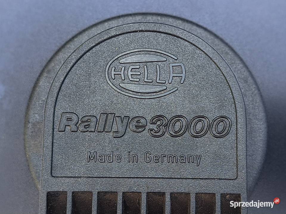 2X HALOGEN REFLEKTOR DALEKOSIĘŻNY HELLA RALLYE Mielęcin