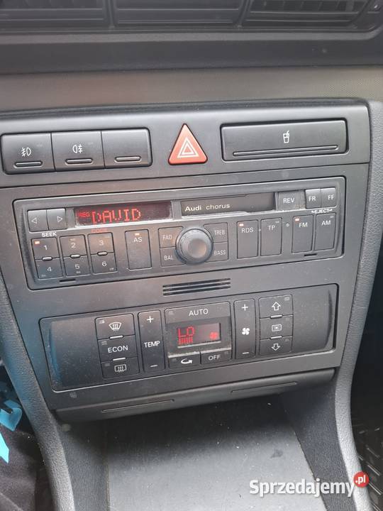 Audi a4 16 benz 197 przebiegu 1 wlasciciel 1999cm3