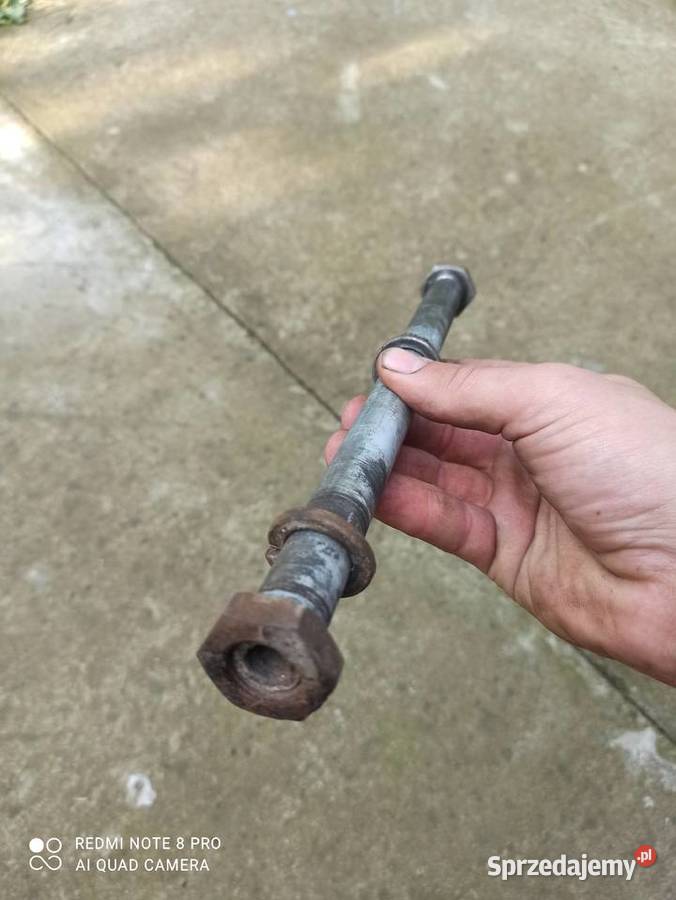 WSK 125 tylna oś wahacza