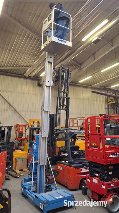 Przesuwny podnośnik osobowy Genie IWP25S Kęty