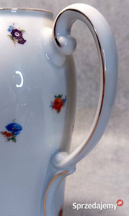 KPM Dzbanek Piękna Biała porcelana Różyczki Toruń sprzedam