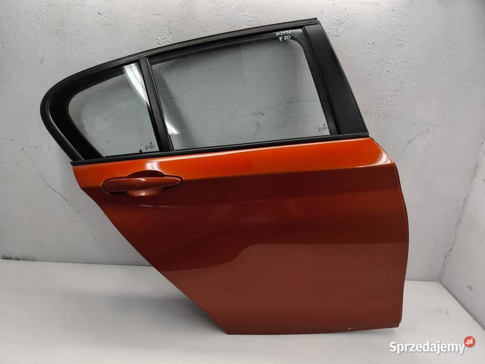 DRZWI PRAWY TYŁ BMW F20 B44 VALENCIA ORANGE osobowe wielkopolskie