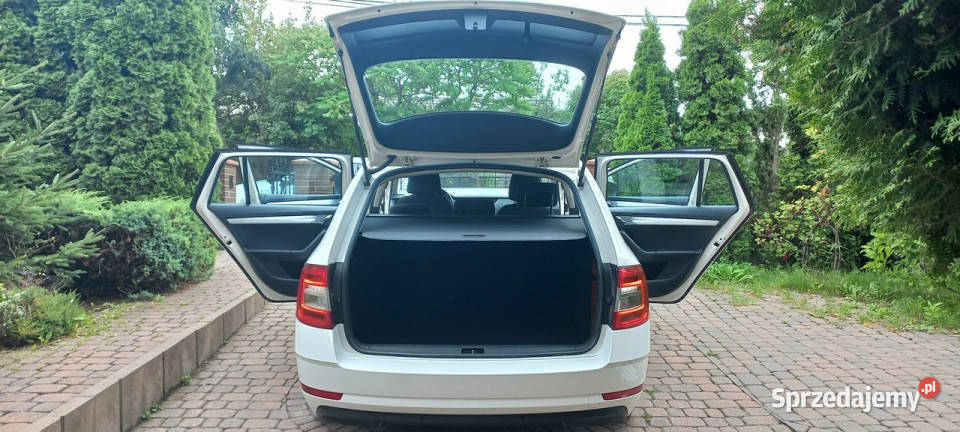 koda Octavia DSG Ledy Climatronic Dwustrefowy aluminiowe felgi Samochody osobowe Gdańsk