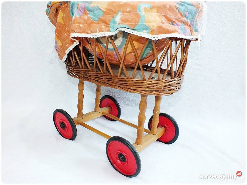 Stary Wózek wiklinowy lalek z lat 70 Idealny do Żary
