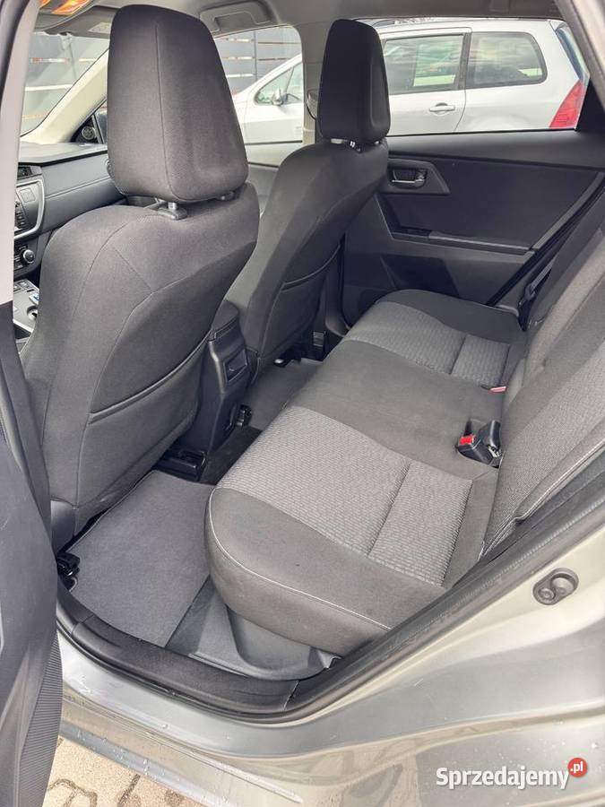 Toyota Auris 18 Hybryda Hak hybryda małopolskie sprzedam