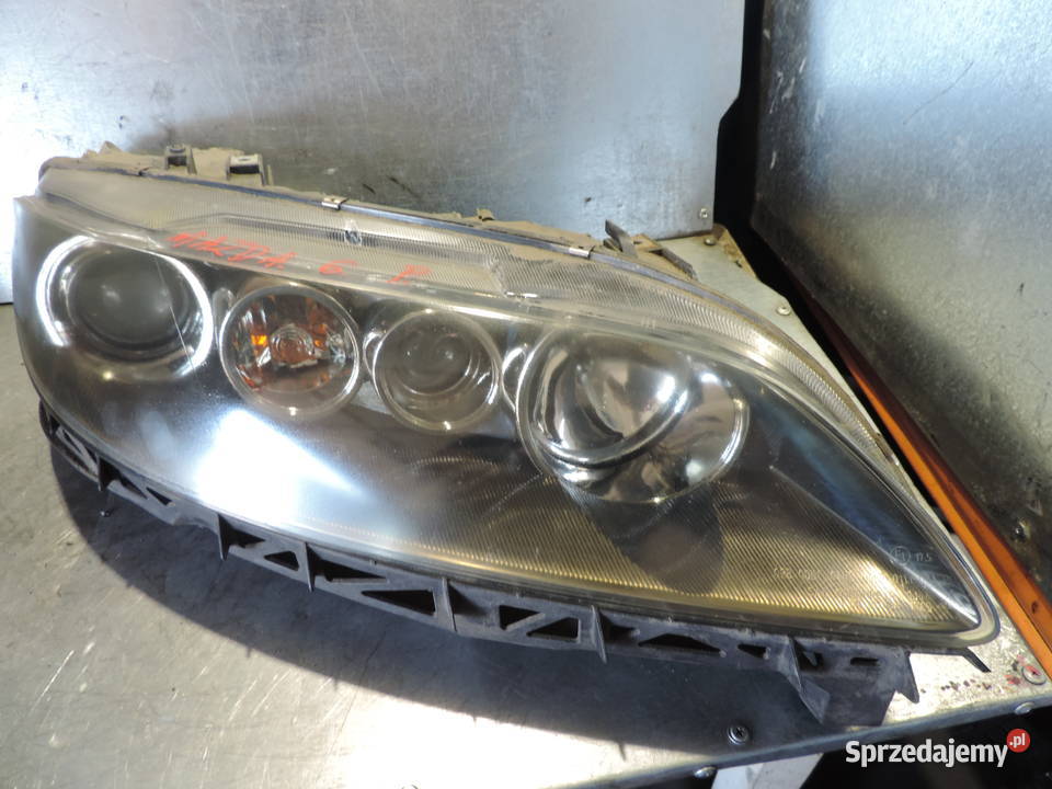 MAZDA 6 I GG LAMPA PRAWY PRZÓD REFLEKTOR Rok produkcji 2005 małopolskie Nowy Sącz
