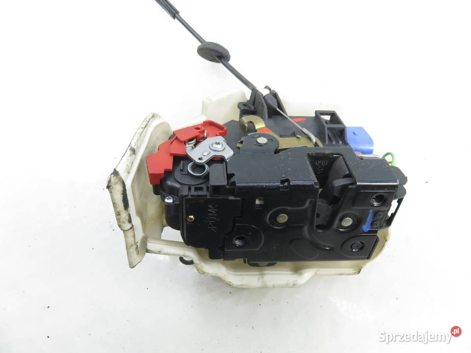 ZAMEK LEWY PRZEDNI VW GOLF V