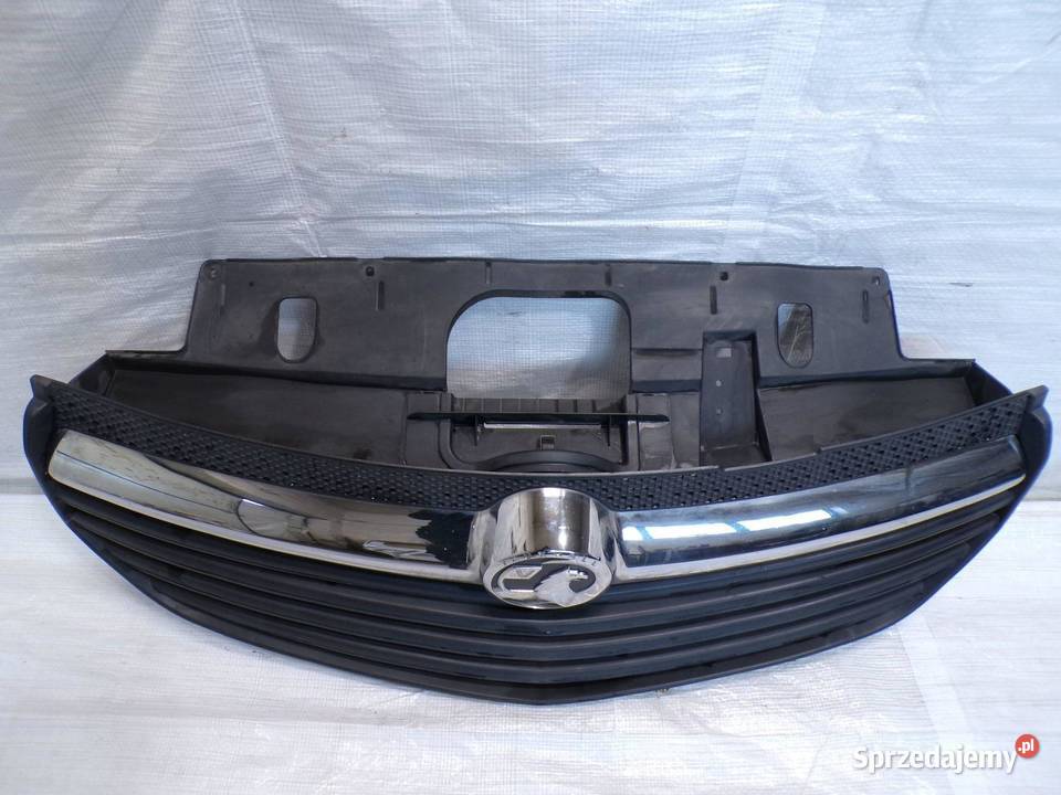 GRILL ATRAPA OPEL VIVARO B 93452300 kujawsko-pomorskie