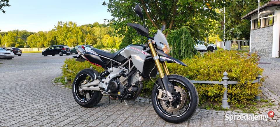 Motocykl Aprilia Dorsoduro 750 Supermoto turystyczny Tresna