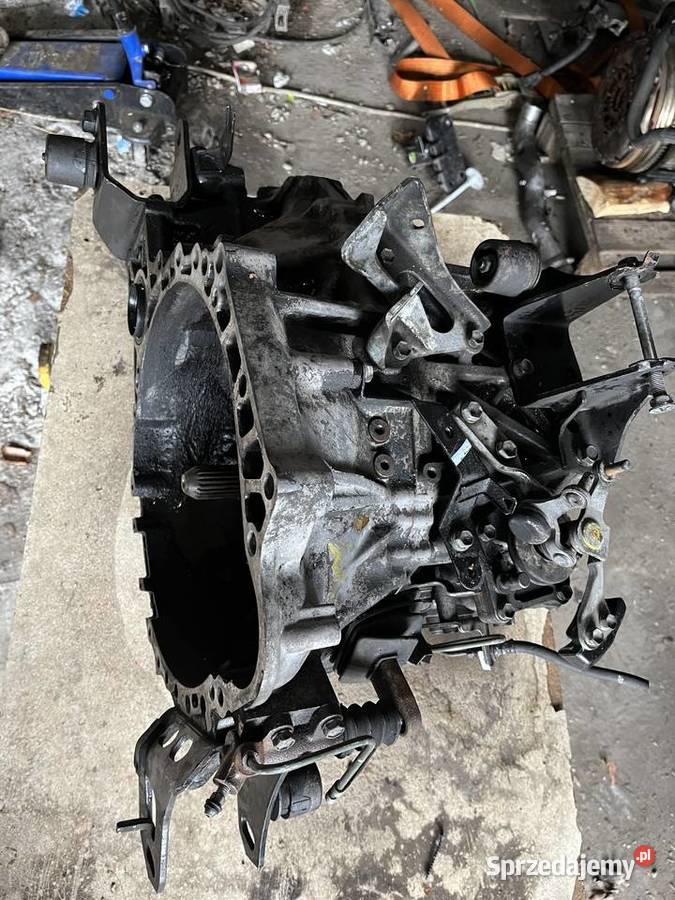 Skrzynia biegów toyota avensis t27 lift D4D 6B sprzedam