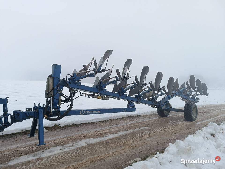 Pług Overum CXL półzawieszany 8 skibowy nieuszkodzony Suwałki