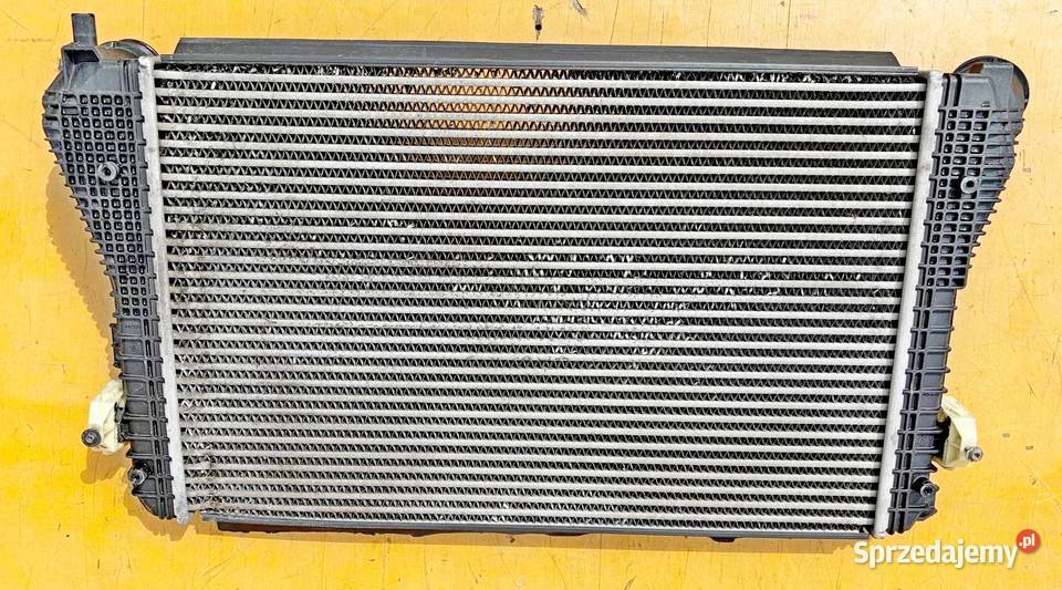 CHŁODNICA INTERCOOLER VW PASSAT B7 TIGUAN 5N 20 Części samochodowe Radom
