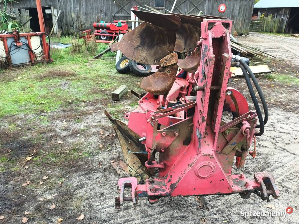 Pług Massey Ferguson na licencji Frost Pólki
