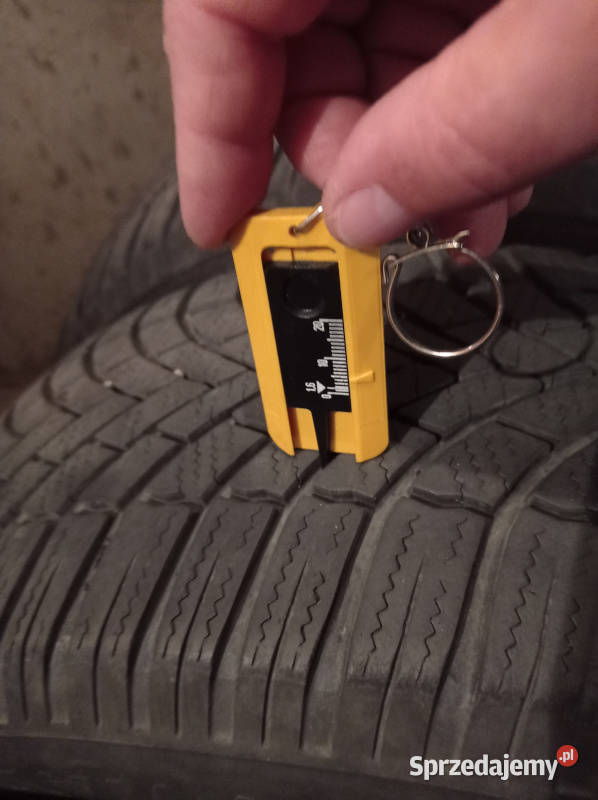 Opony zimowe Bridgestone 20555 R16 91H używane 205 świętokrzyskie Kielce