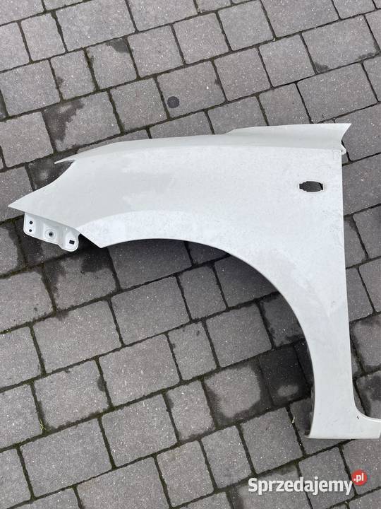 Suzuki Swift MK8 błotnik lewy przód Kozubszczyzna sprzedam