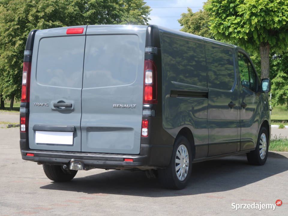 Renault Trafic 20 dCi gniazdo USB Bielany Wrocławskie