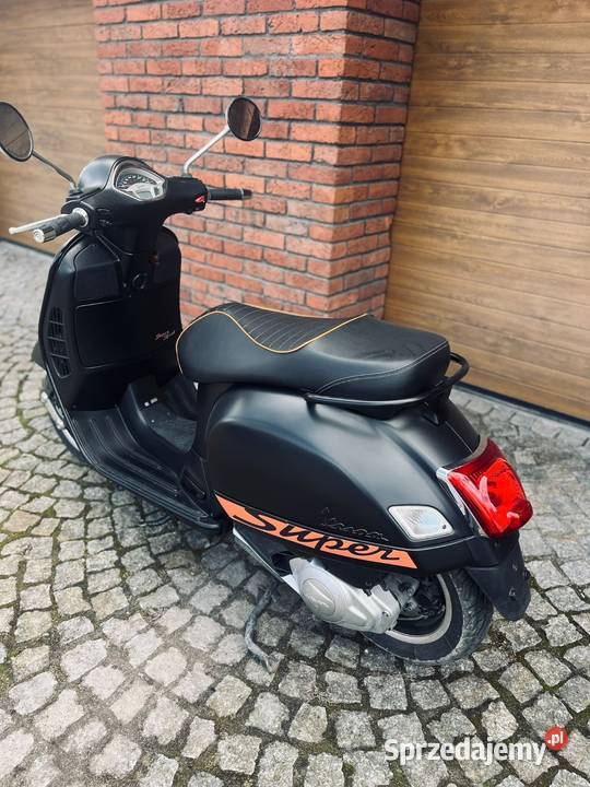 Piaggio vespa gts 125 nieuszkodzony Białystok