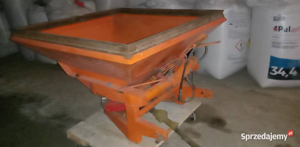 Rozsiewacz Rauch Mońki