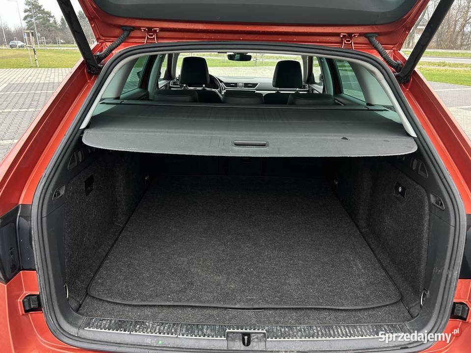 Skoda Superb 20 TDI SCR 4x4 Scout DSG pomarańczowy Łańcut